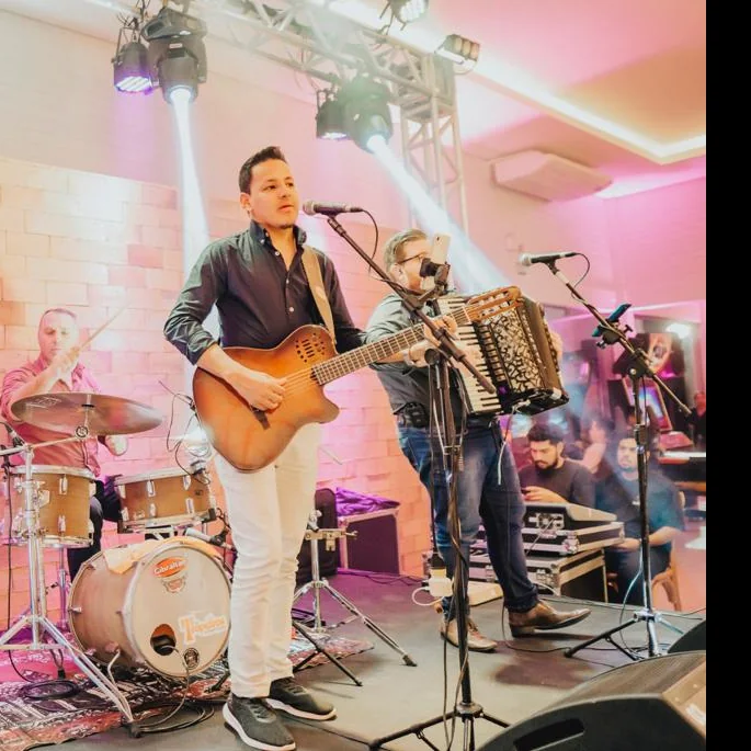 Show com a banda completa